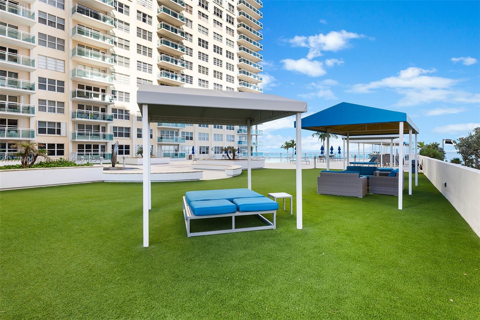 PLAYA DEL MAR CONDO - Residential