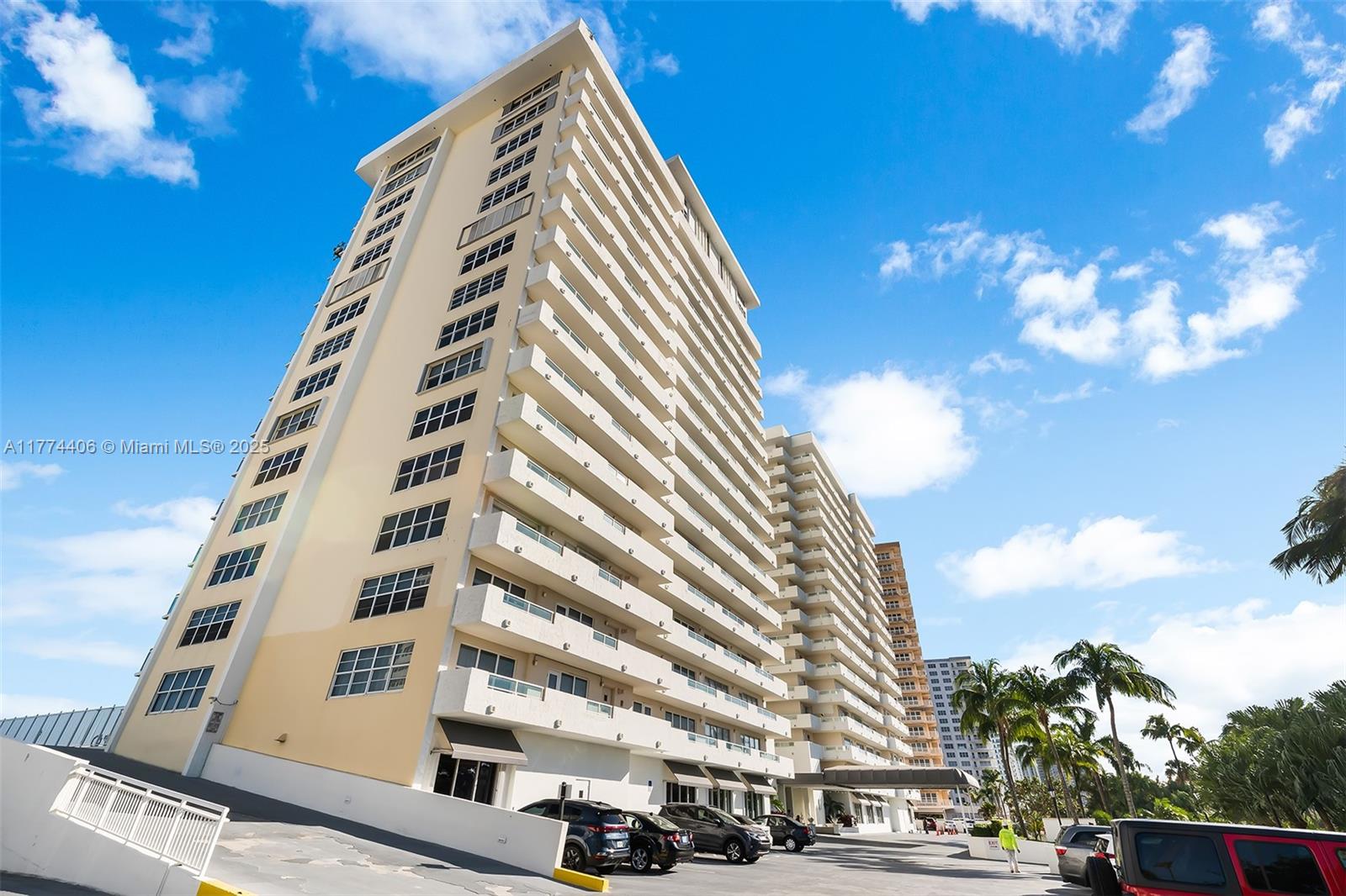 PLAYA DEL MAR CONDO - Residential