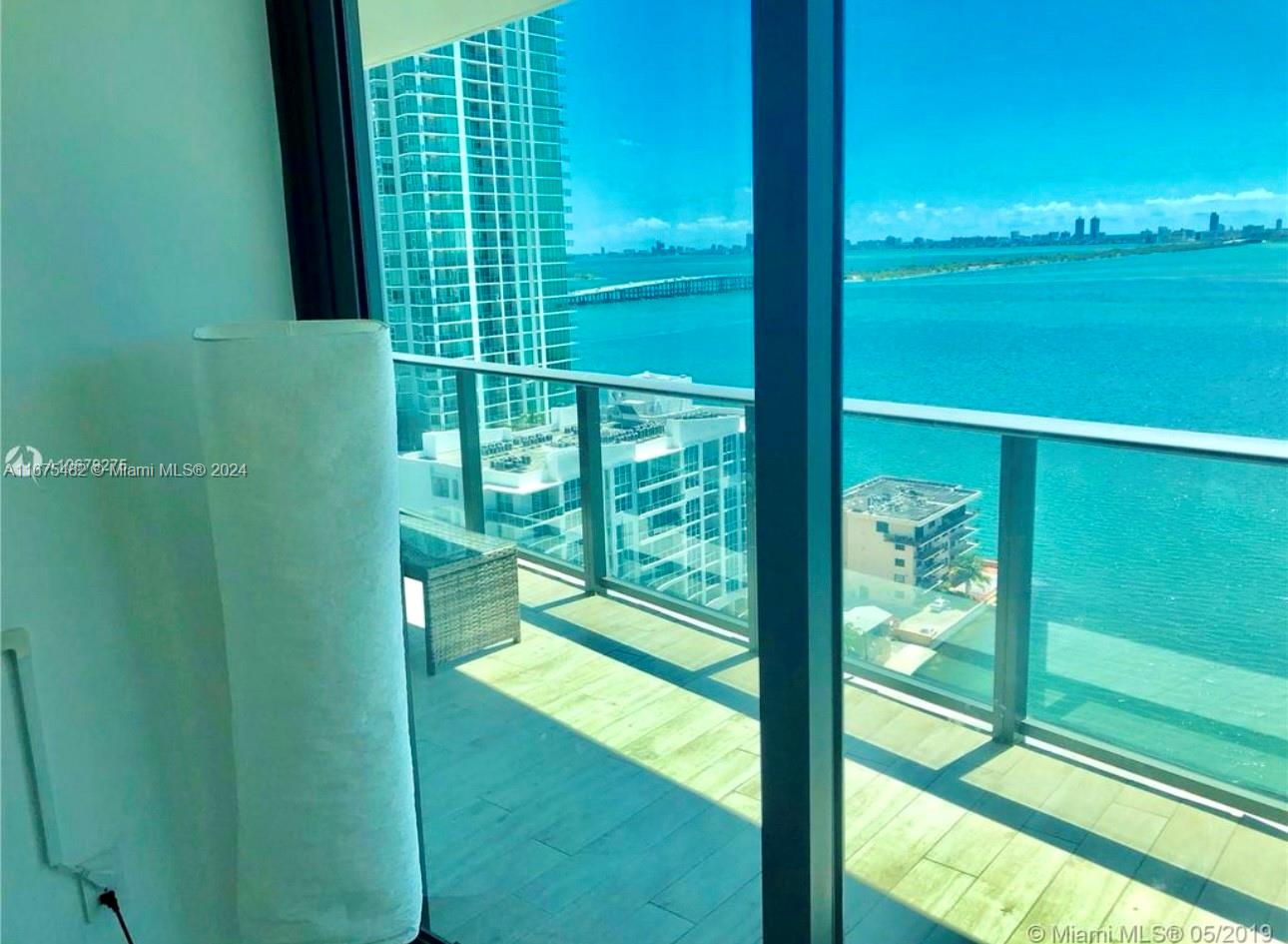 ICON BAY CONDO - Residential