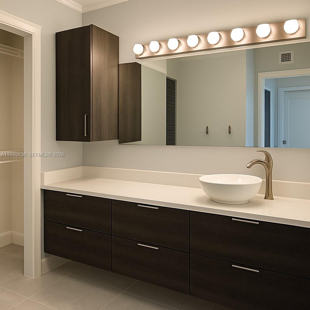 3731 N Country Club Dr 622