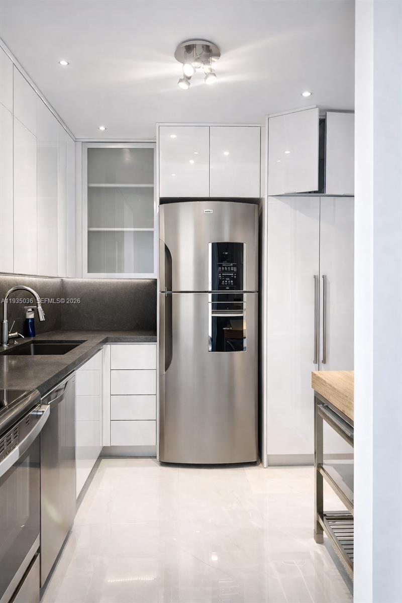 FLAMENCO CONDO TOWER I - Residential