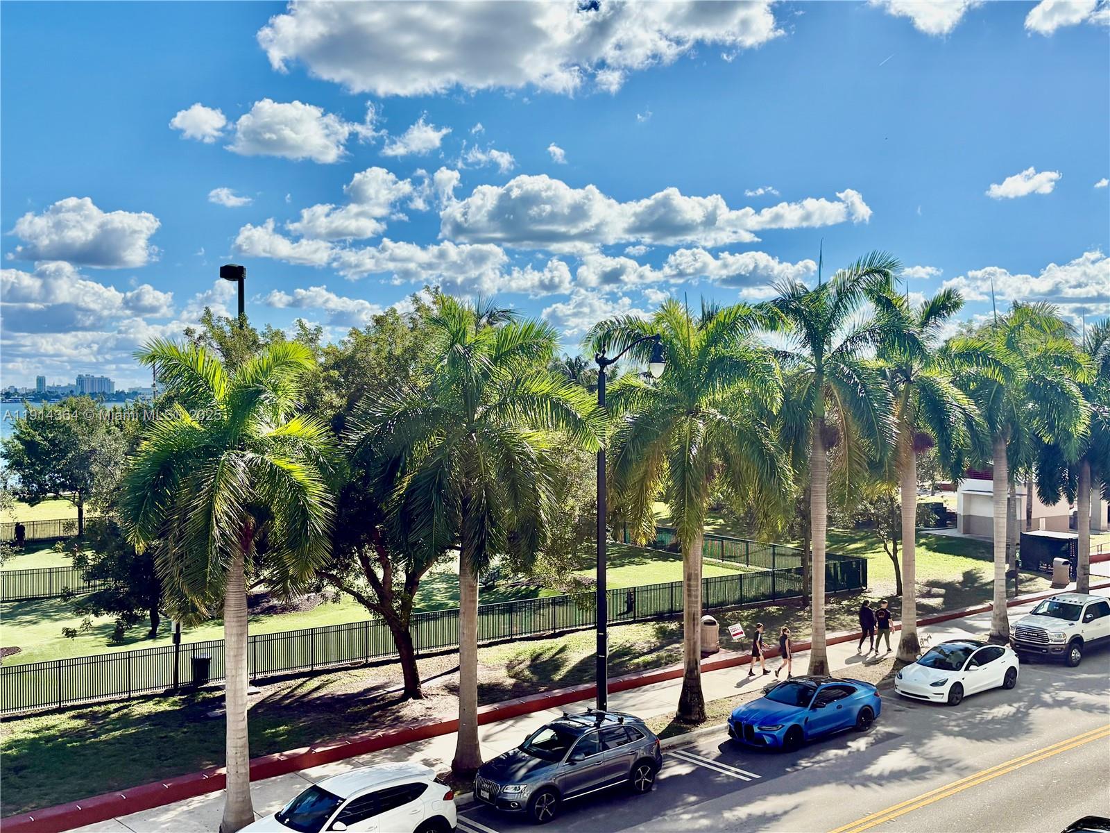 1800 CLUB CONDO - Residential