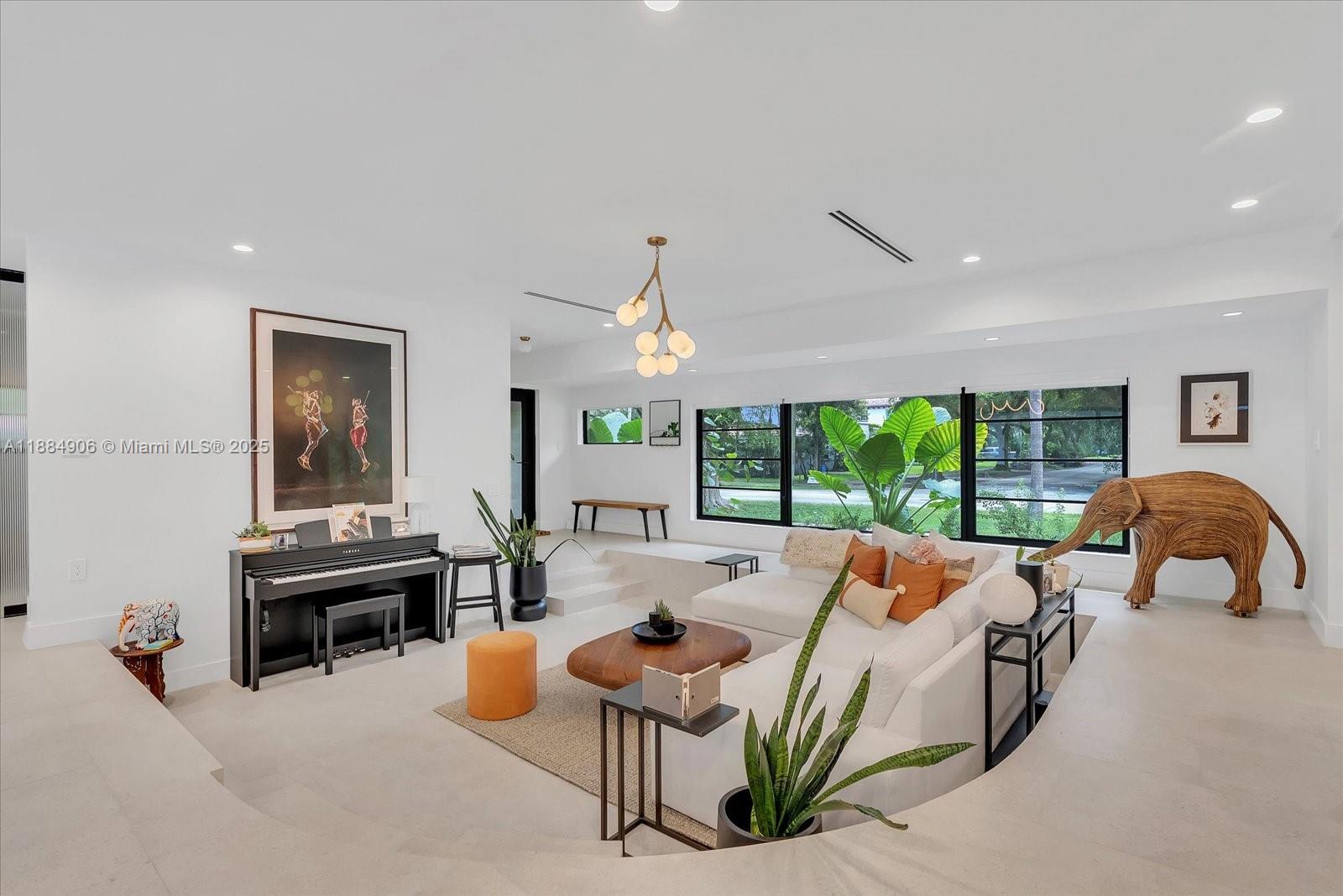 CORAL GABLES BILTMORE SEC - Residential