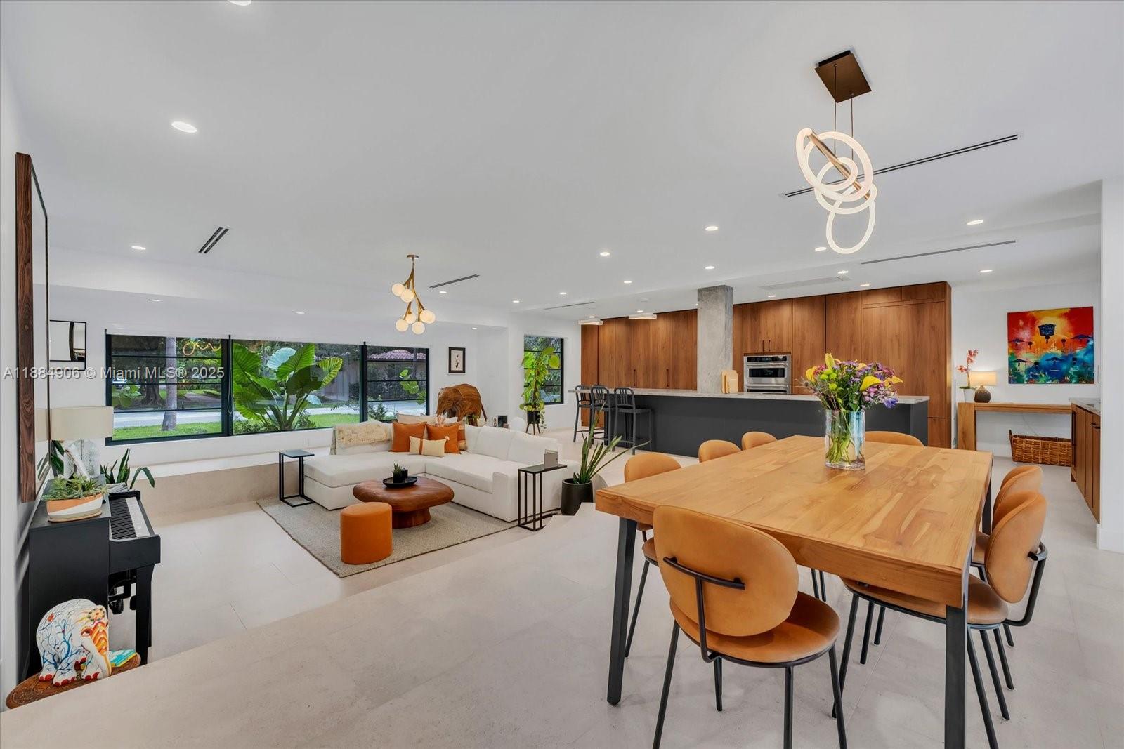 CORAL GABLES BILTMORE SEC - Residential