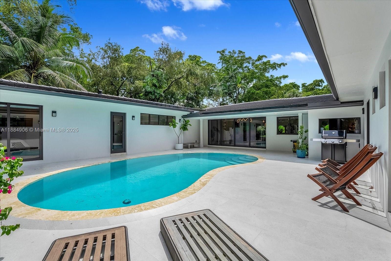 CORAL GABLES BILTMORE SEC - Residential