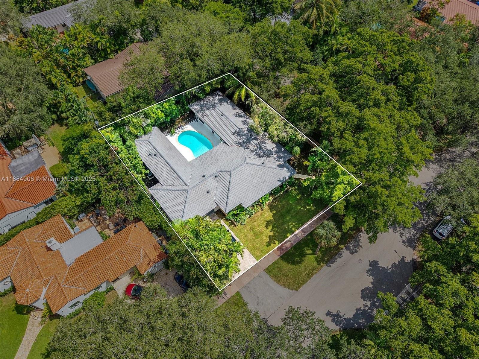 CORAL GABLES BILTMORE SEC - Residential
