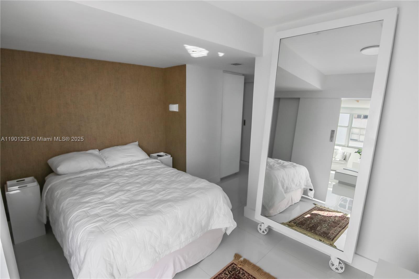 MAISON GRANDE CONDO - Residential