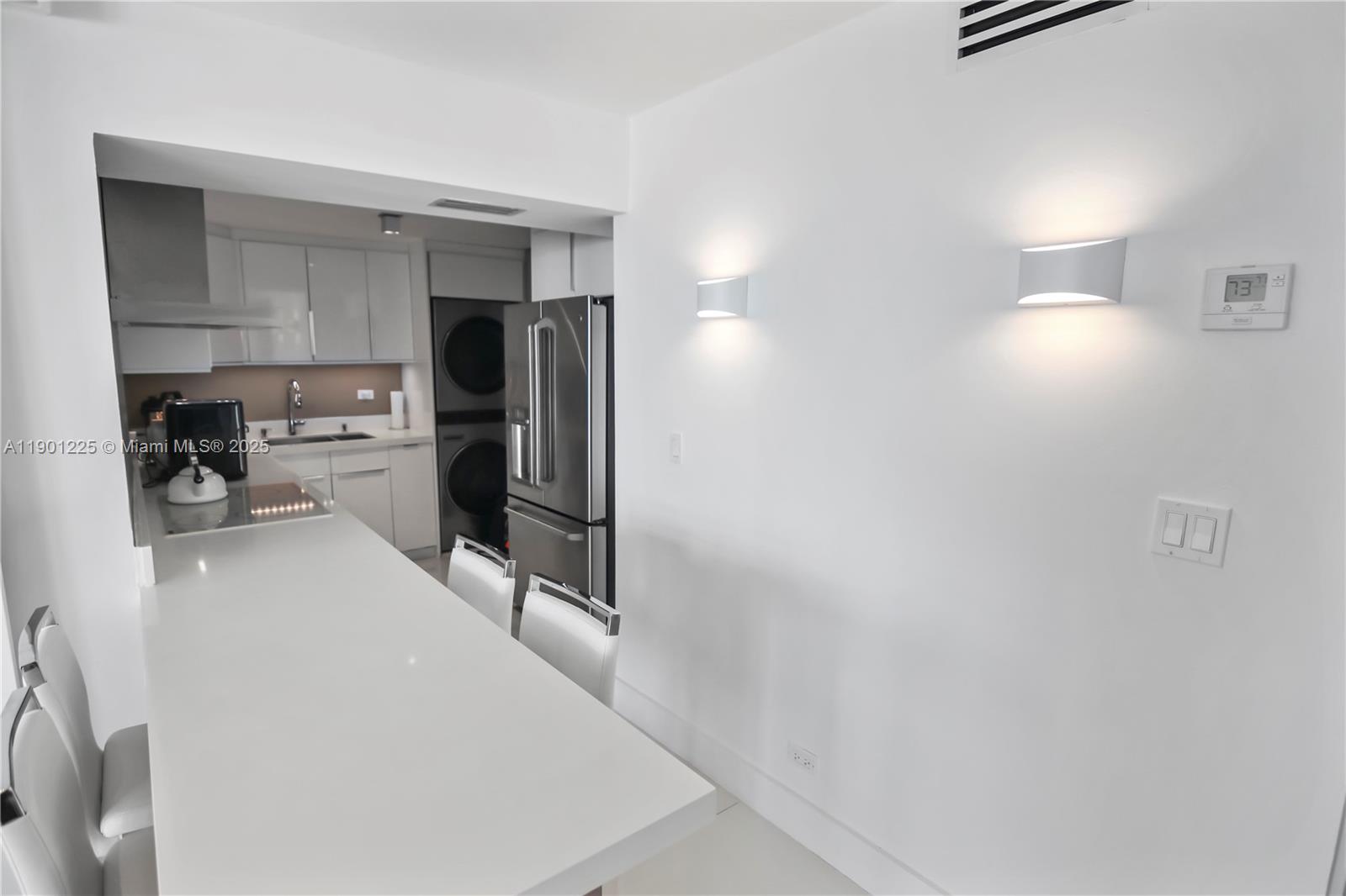 MAISON GRANDE CONDO - Residential