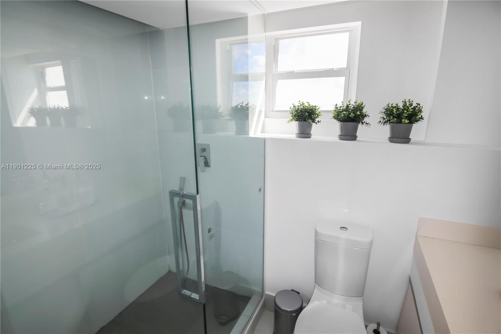 MAISON GRANDE CONDO - Residential