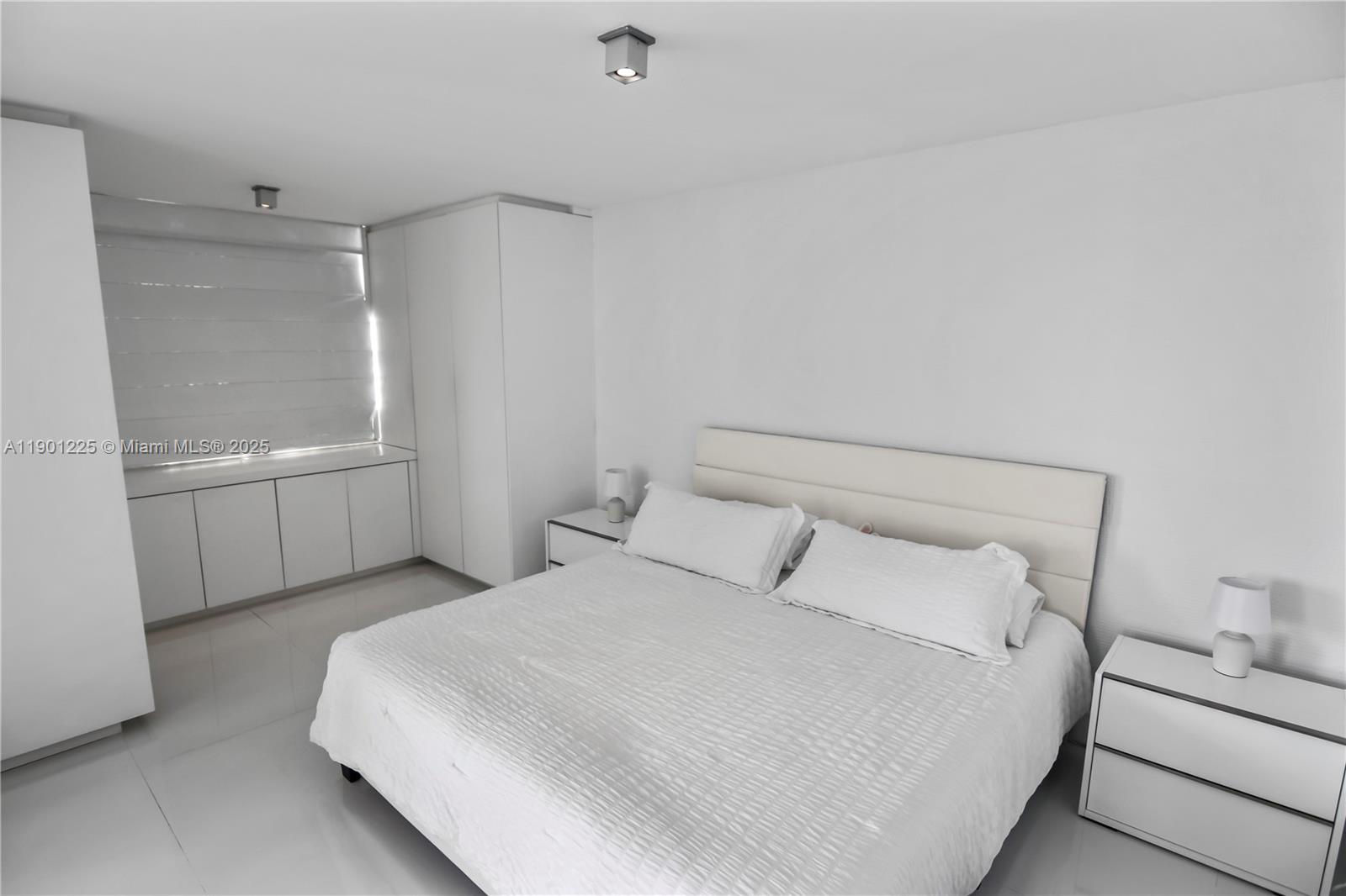 MAISON GRANDE CONDO - Residential