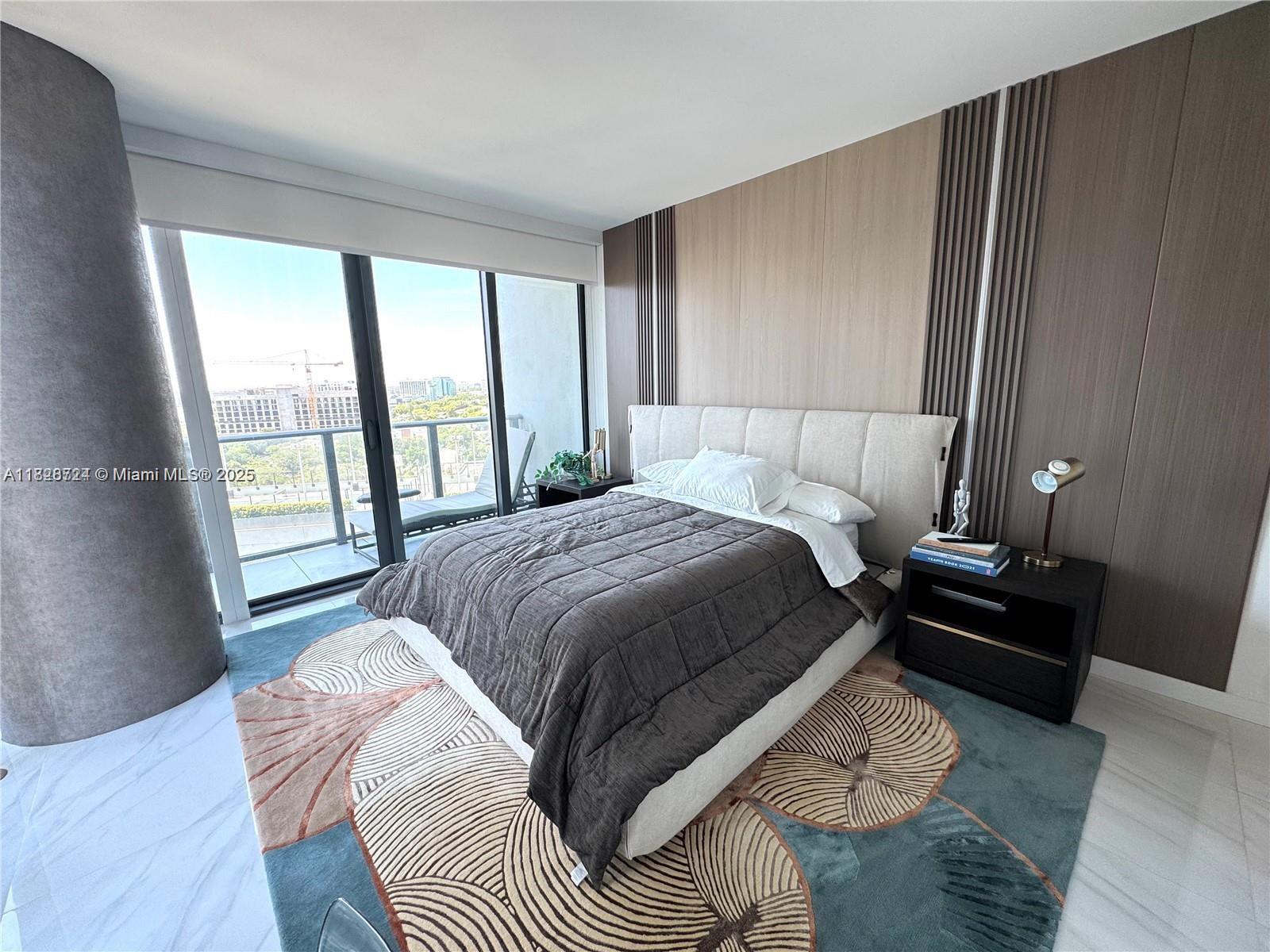 PARAISO BAY CONDO - Residential