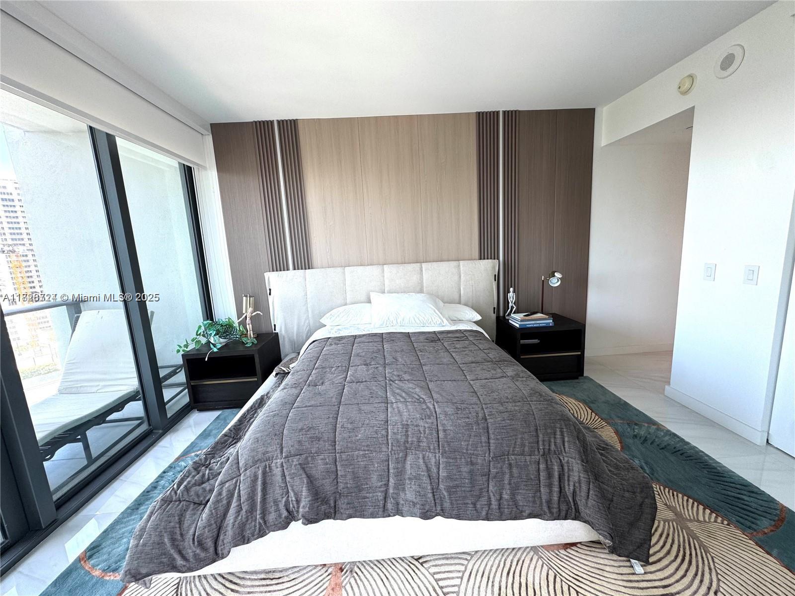 PARAISO BAY CONDO - Residential