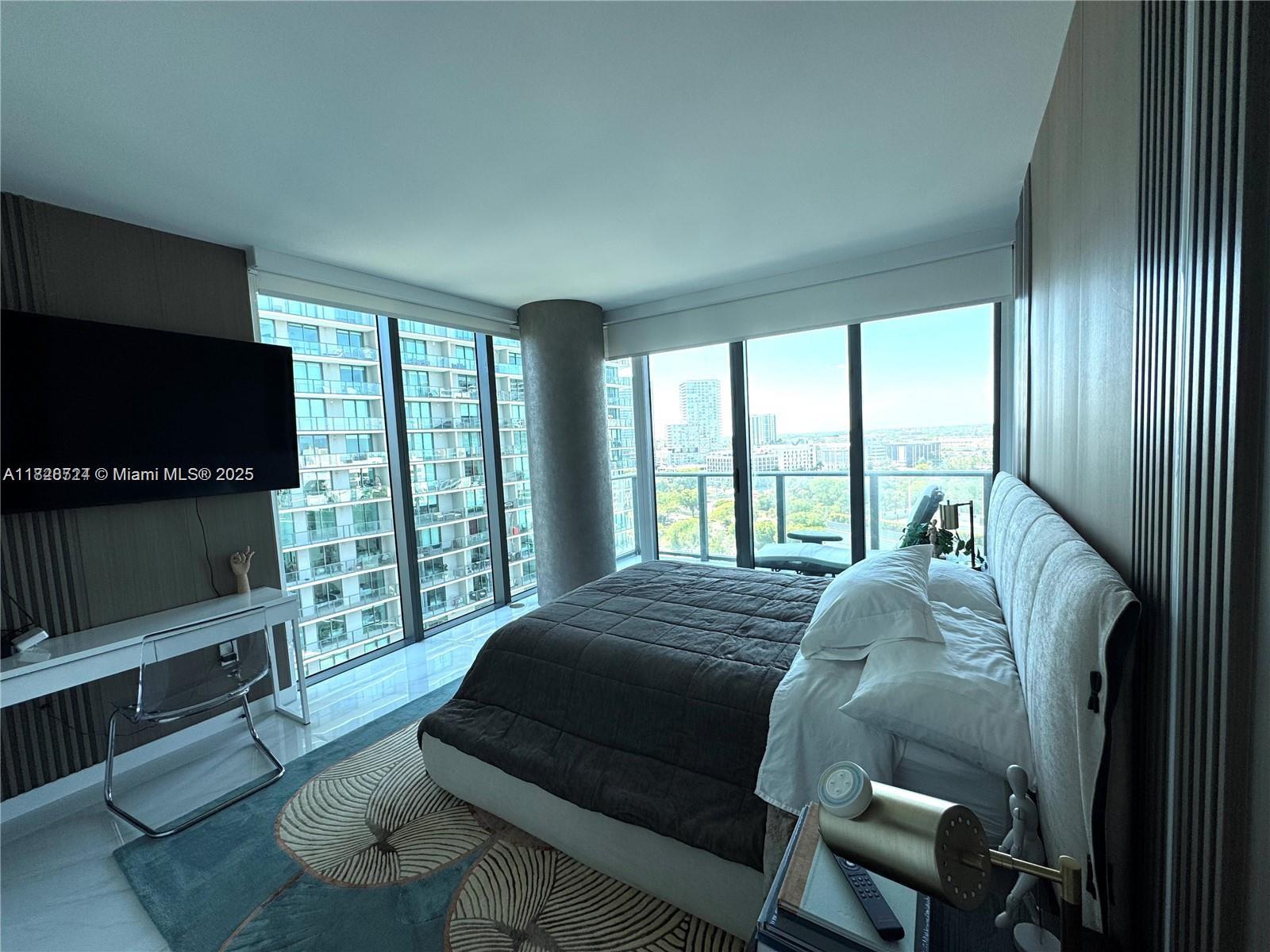 PARAISO BAY CONDO - Residential