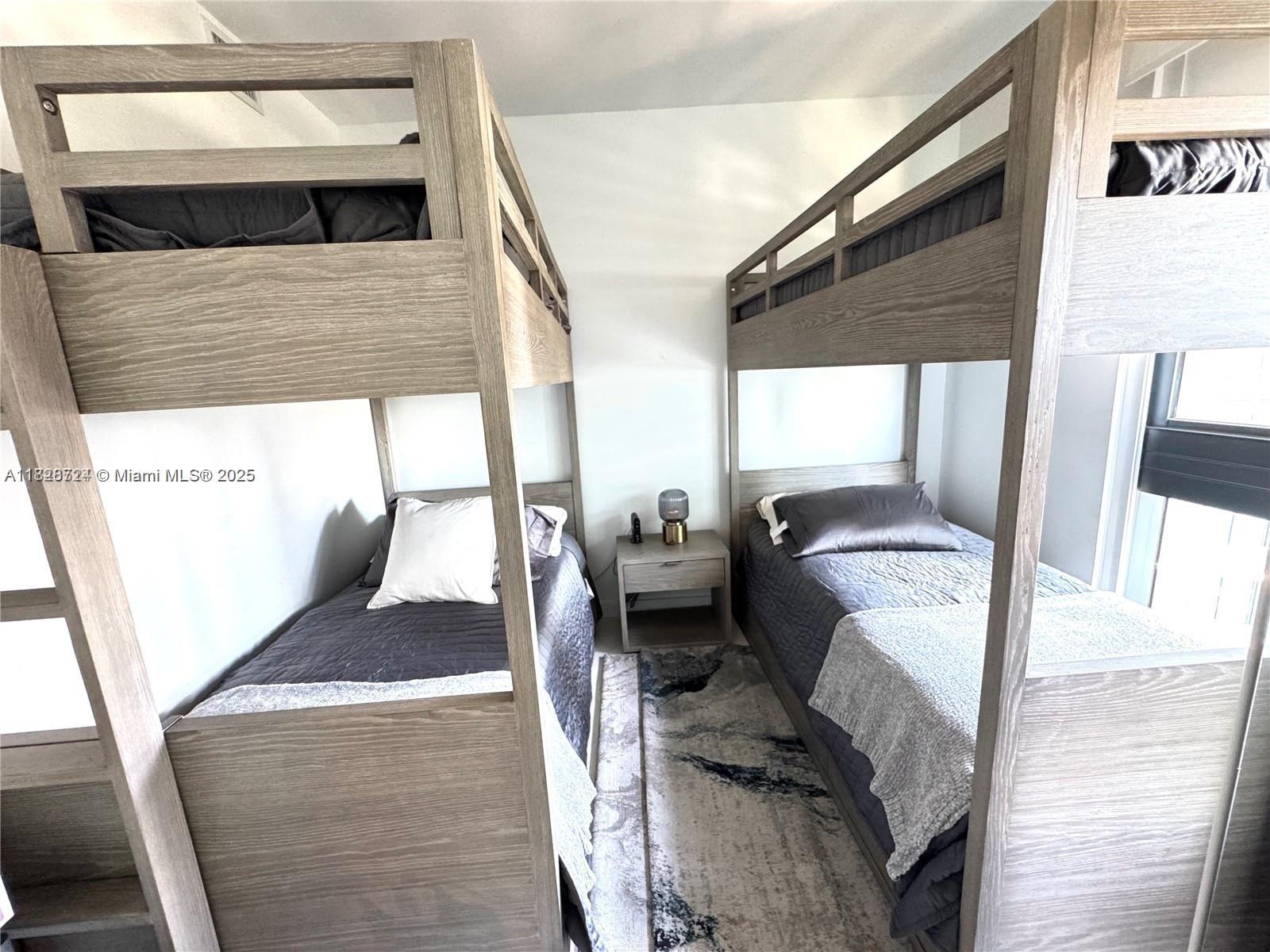 PARAISO BAY CONDO - Residential