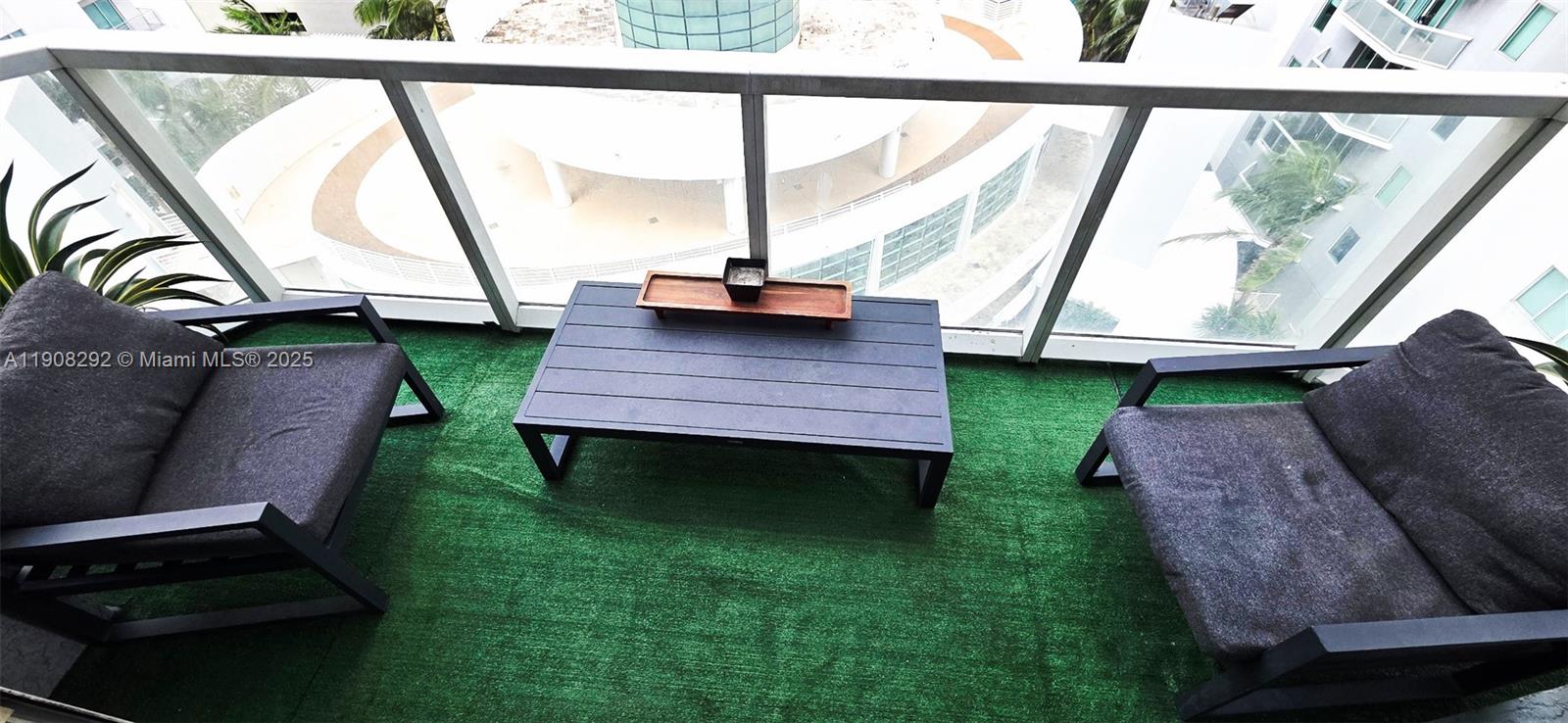 VIZCAYNE SOUTH CONDO - Residential Lease