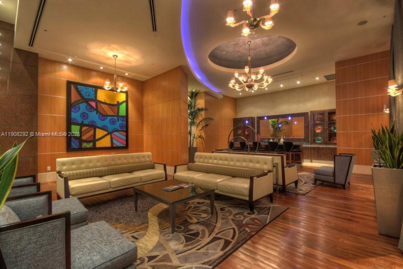 VIZCAYNE SOUTH CONDO - Residential Lease