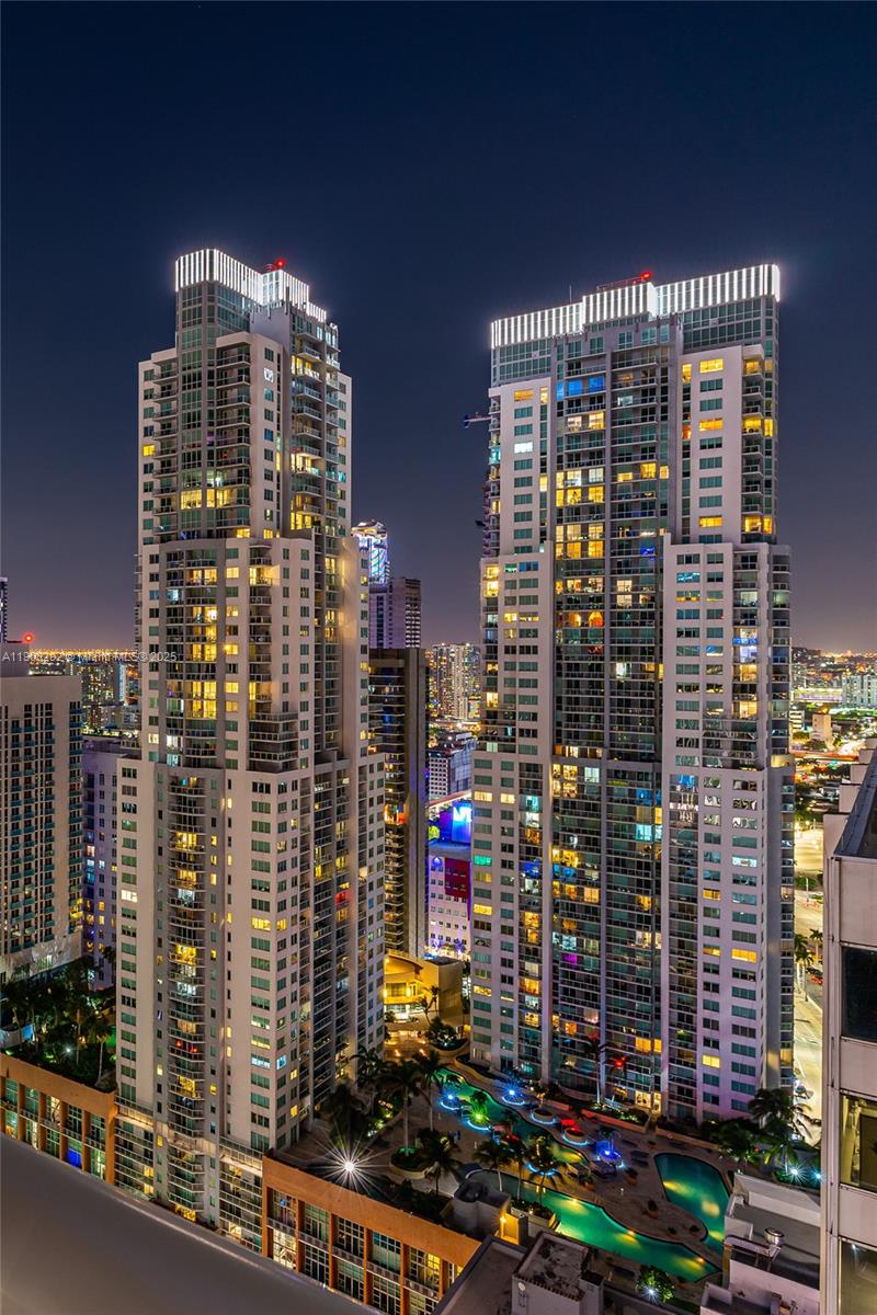 VIZCAYNE SOUTH CONDO - Residential Lease