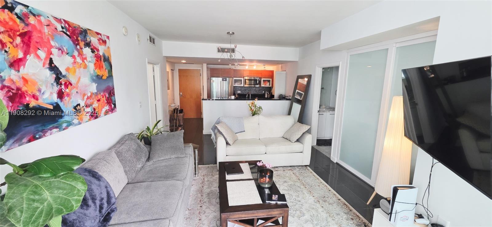 VIZCAYNE SOUTH CONDO - Residential Lease