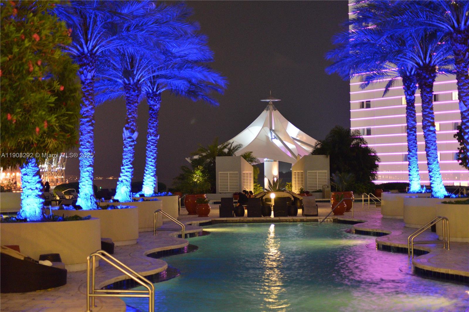 VIZCAYNE SOUTH CONDO - Residential Lease