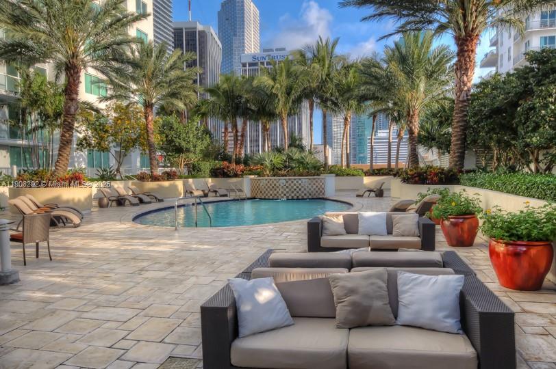 VIZCAYNE SOUTH CONDO - Residential Lease