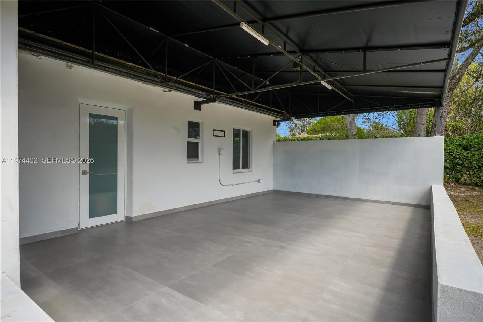 CAROLE HELMS MANOR - Residential Lease