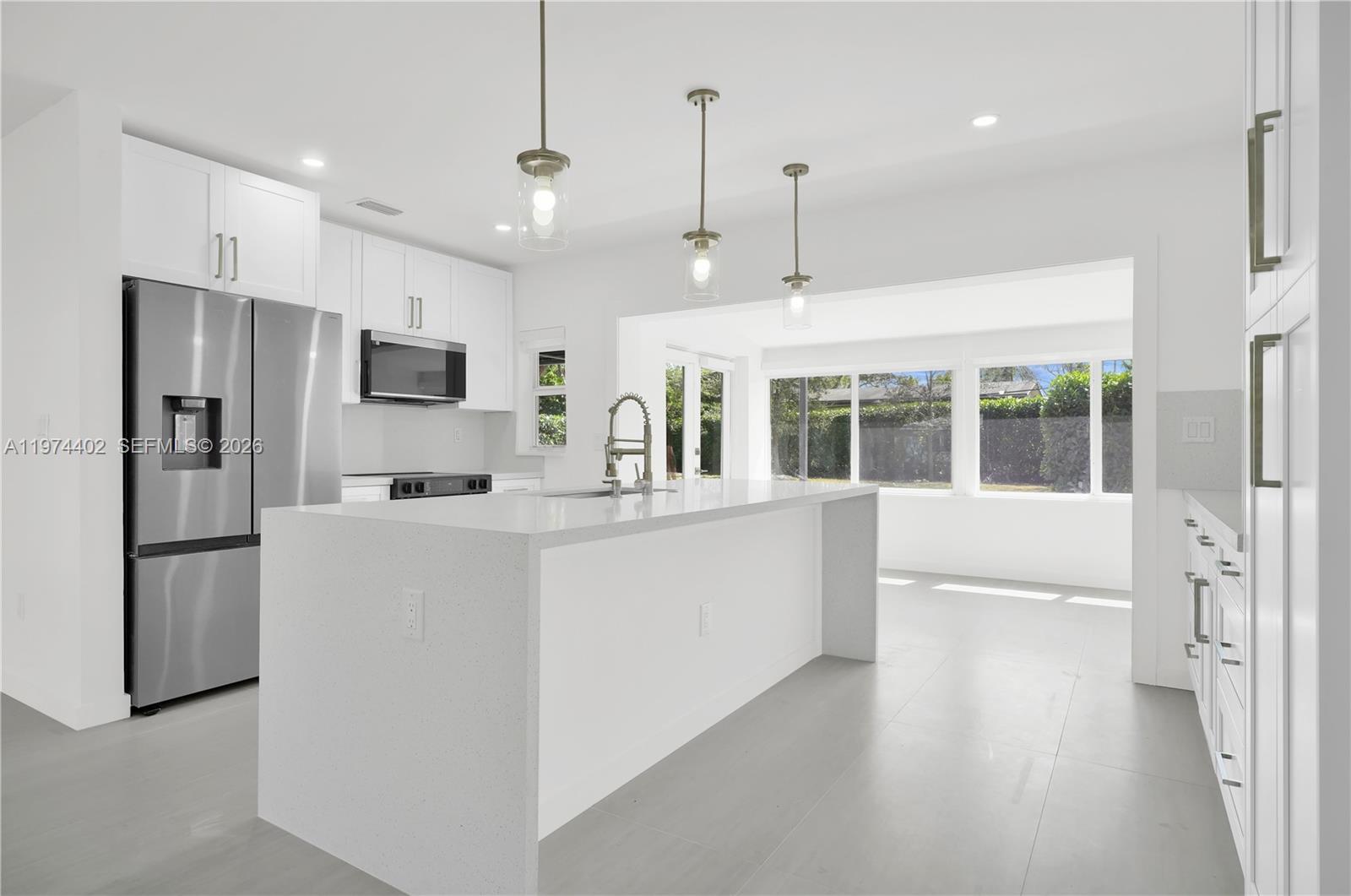 CAROLE HELMS MANOR - Residential Lease