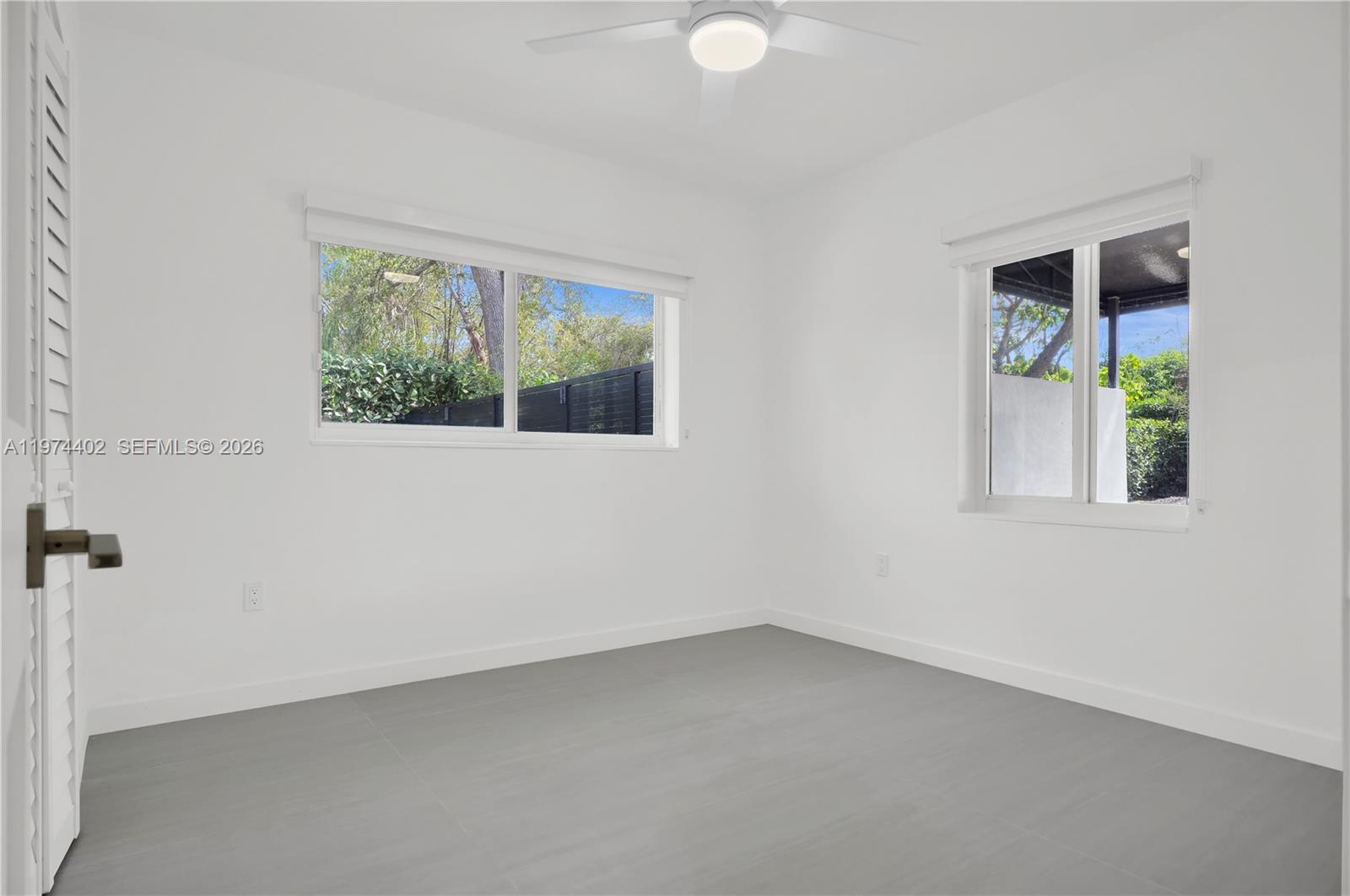 CAROLE HELMS MANOR - Residential Lease