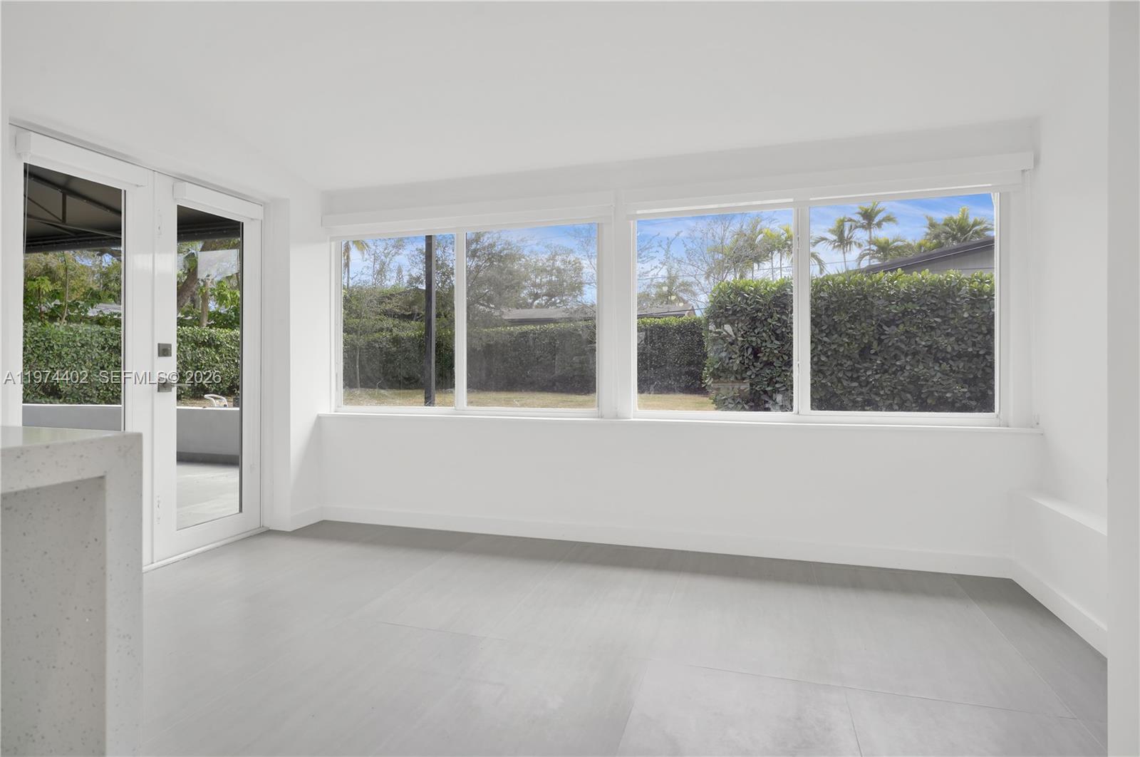 CAROLE HELMS MANOR - Residential Lease