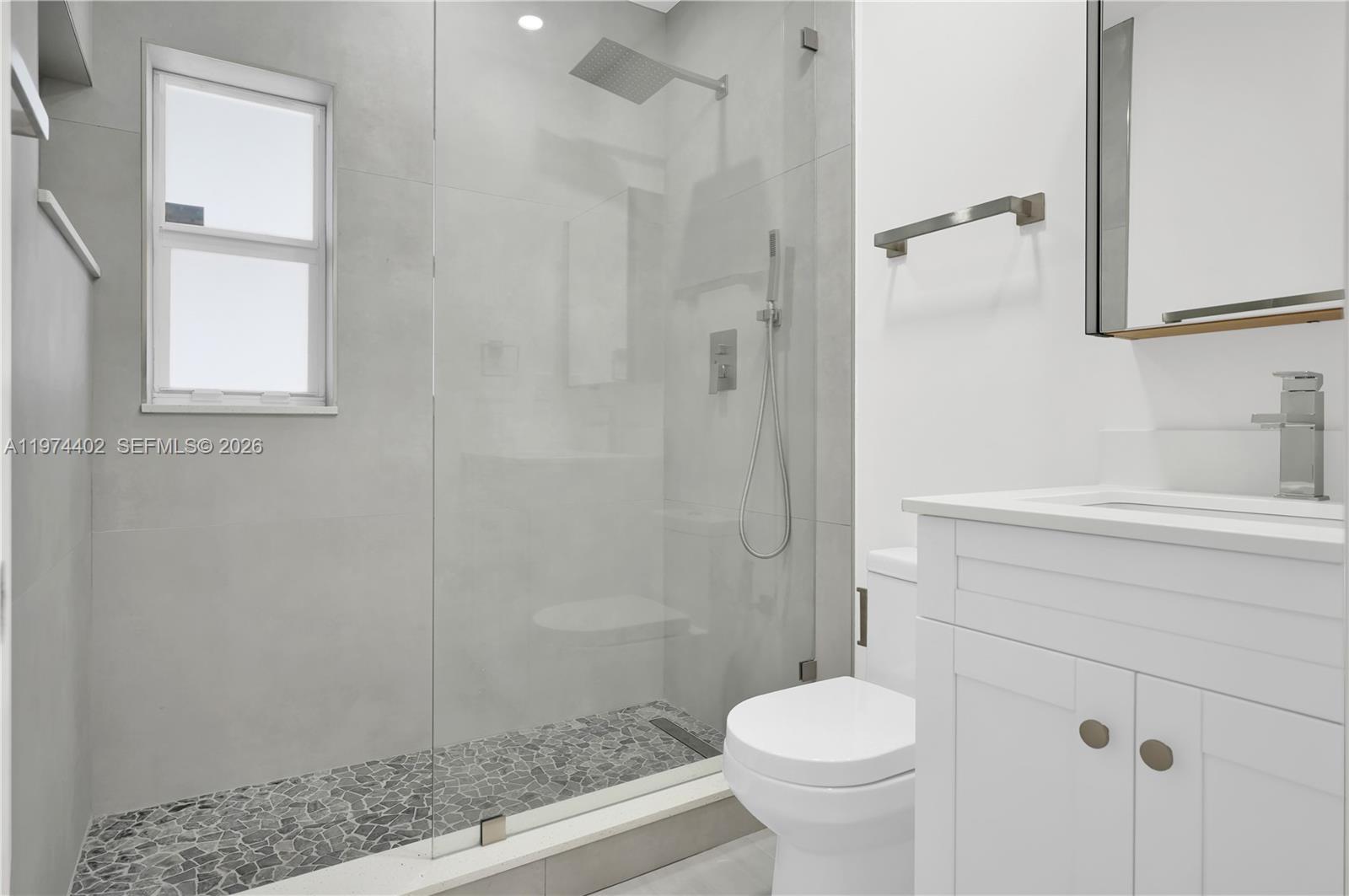 CAROLE HELMS MANOR - Residential Lease