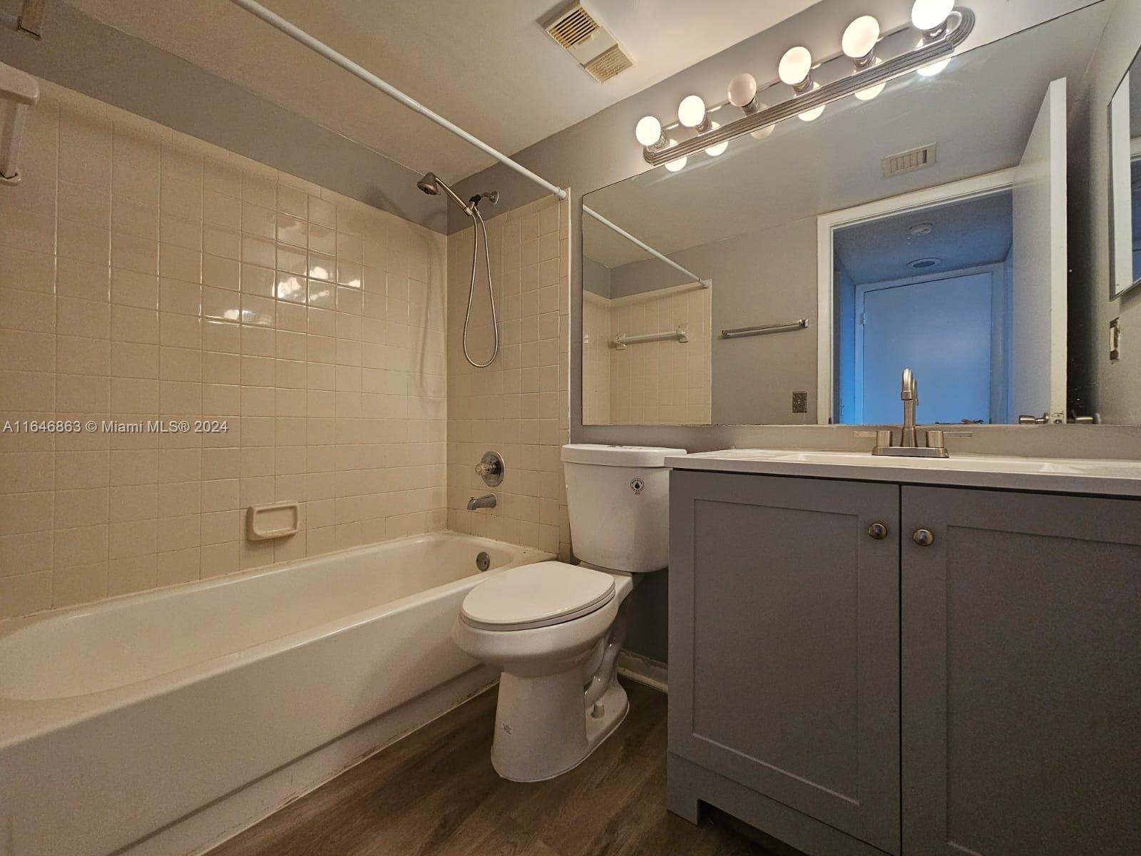 CLEAR LAKE CLUB CONDO - Residential