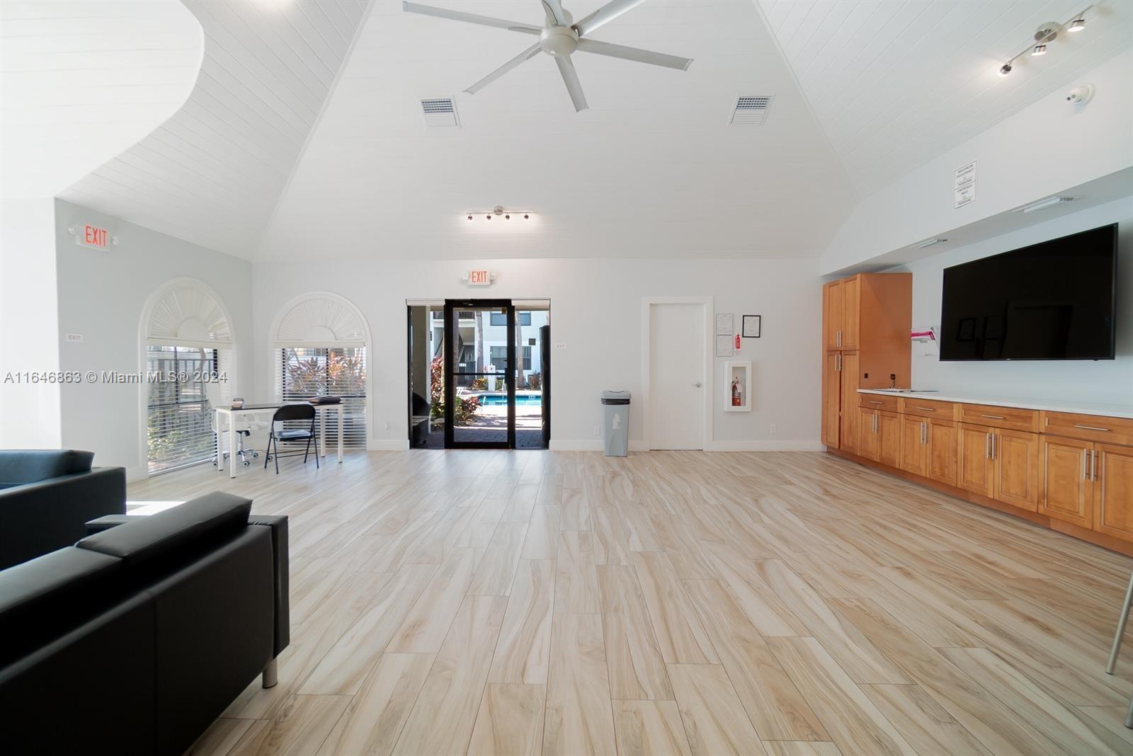 CLEAR LAKE CLUB CONDO - Residential