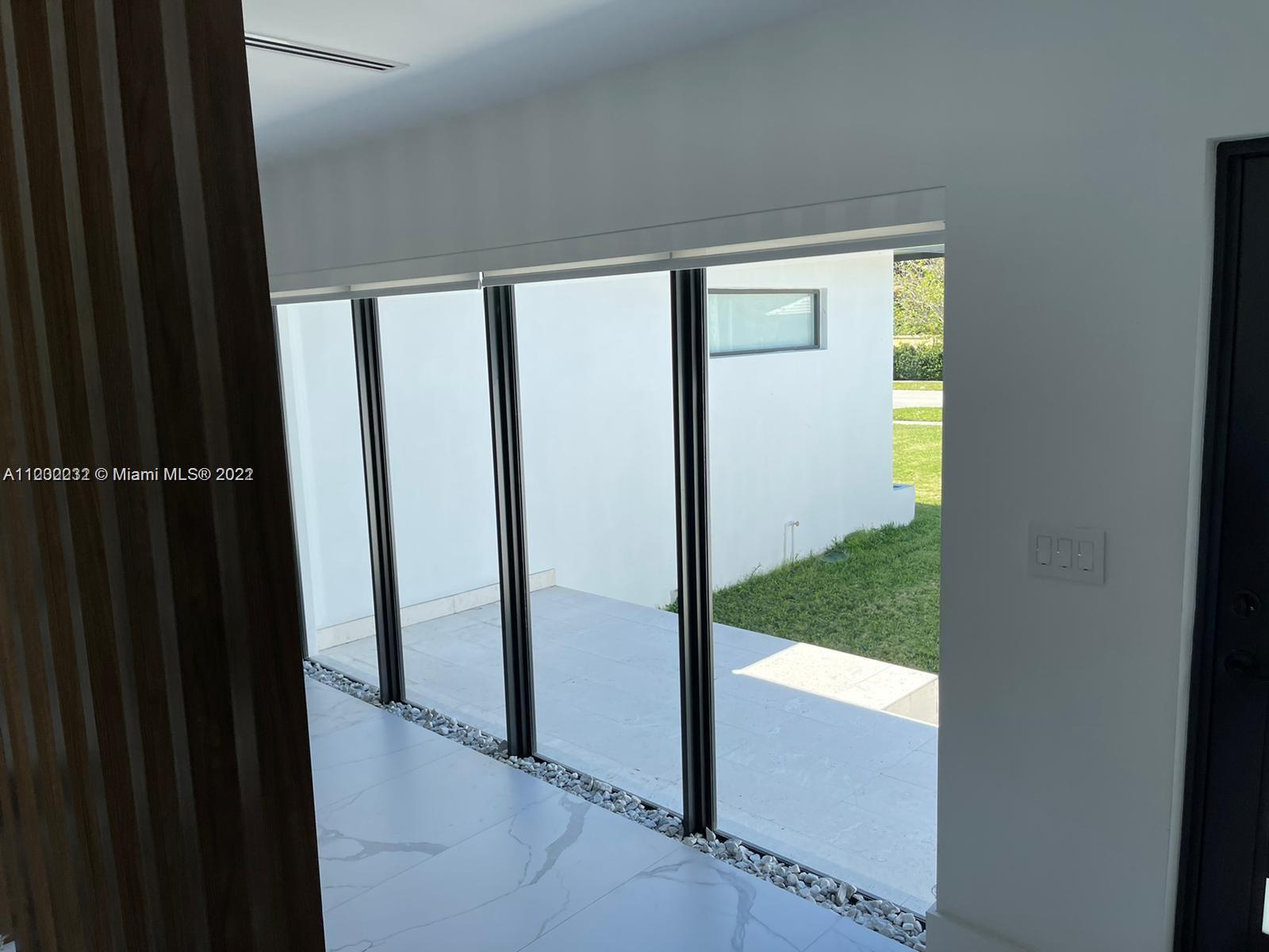 BISCAYNE POINT - Residential Lease