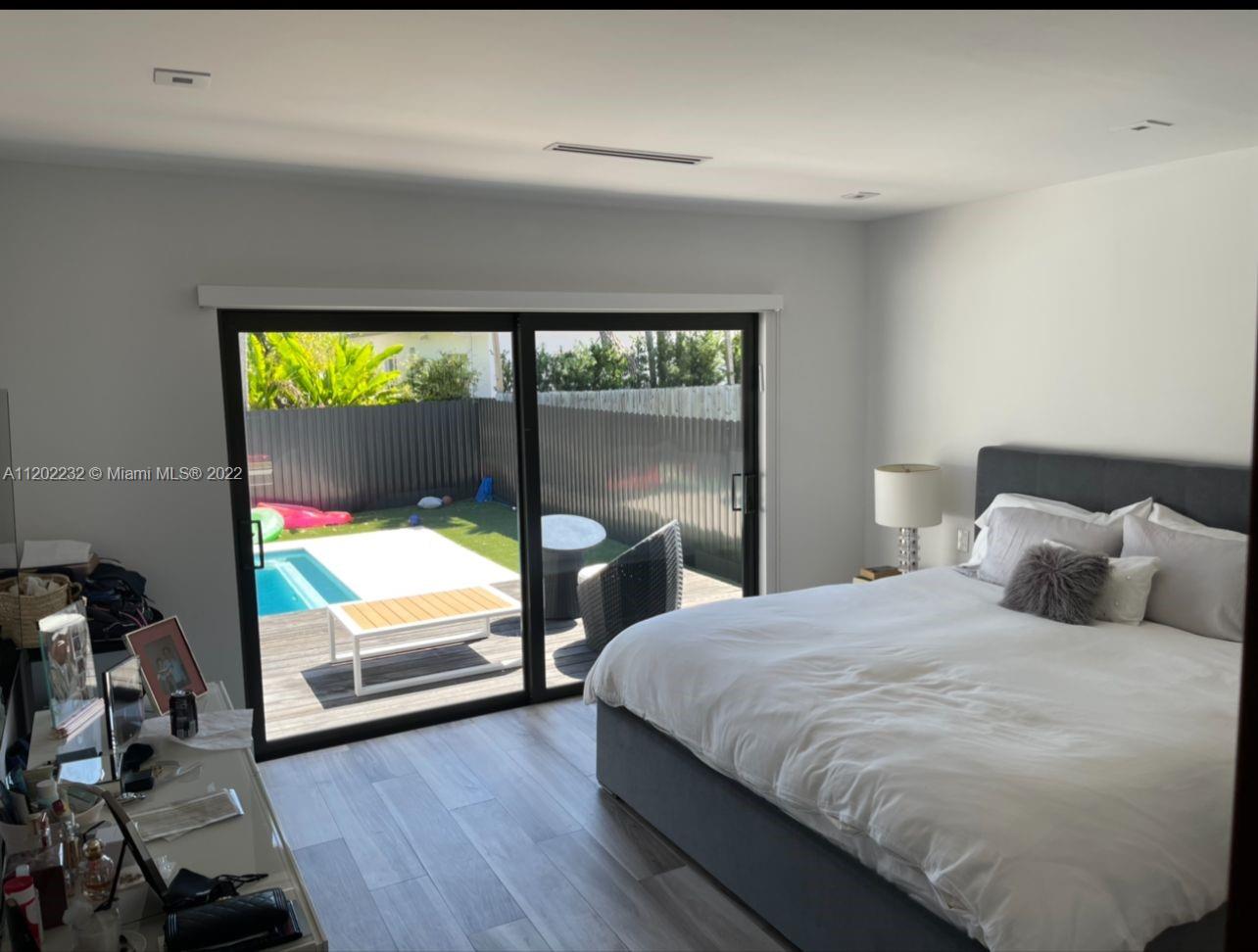 BISCAYNE POINT - Residential Lease