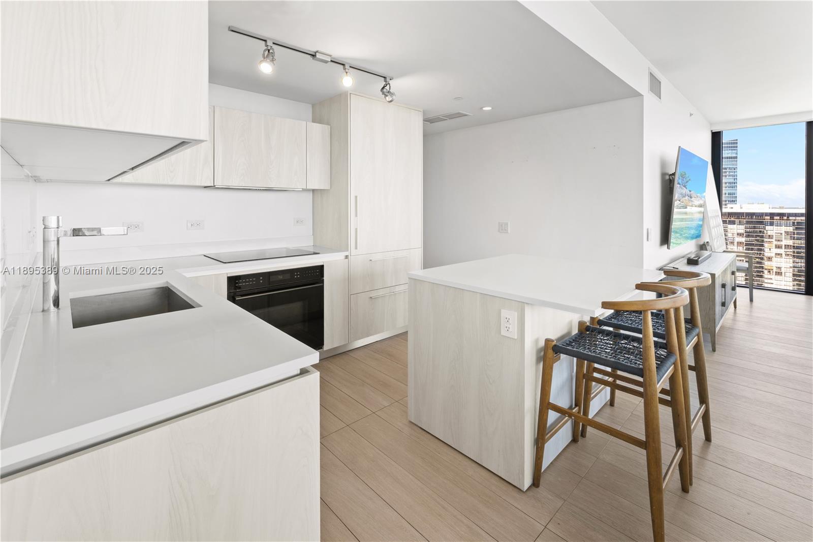 ONE PARAISO CONDO - Residential Lease