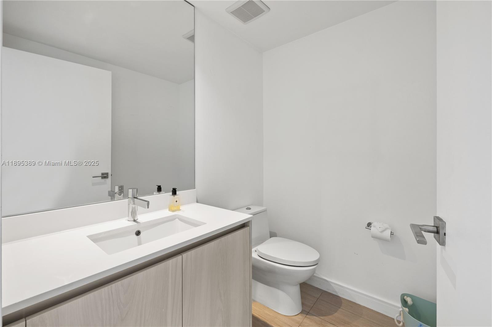 ONE PARAISO CONDO - Residential Lease