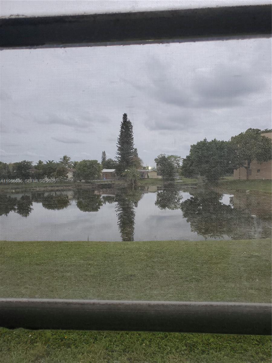 SUNRISE LAKES 105 CONDO - Residential