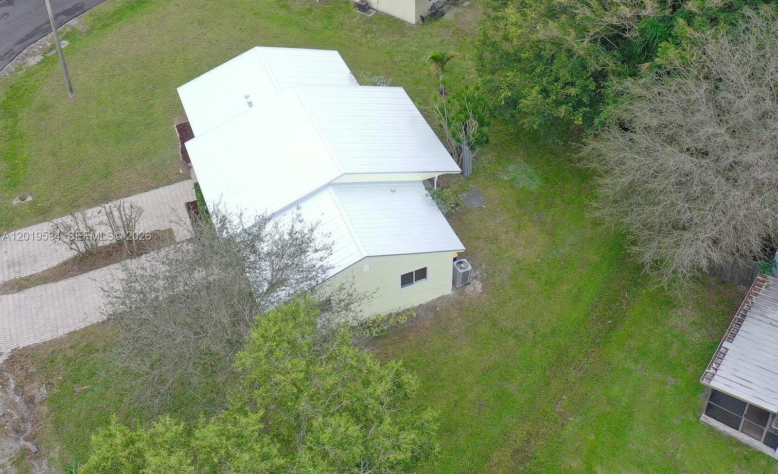4667 SE Salvatori Rd 4667
