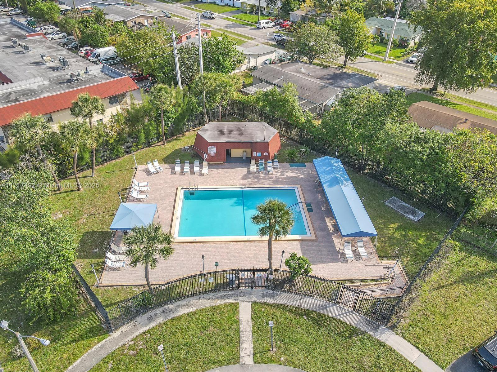 4821 NW 22nd Ct 110