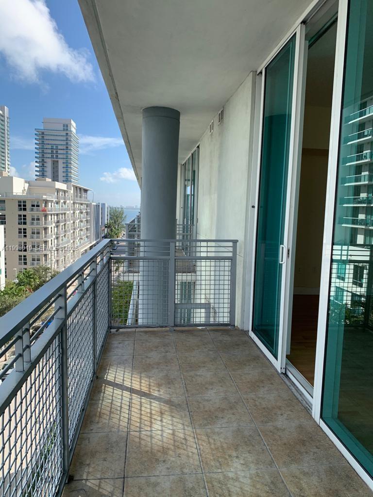 City 24 Condo - Residential Lease