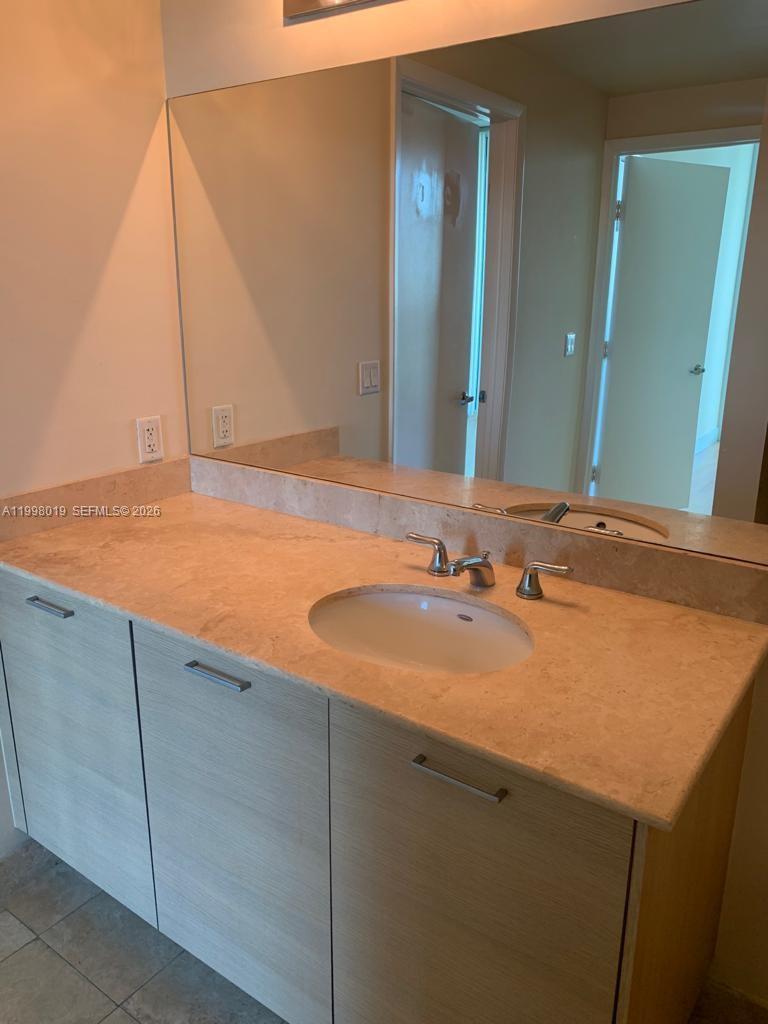 City 24 Condo - Residential Lease