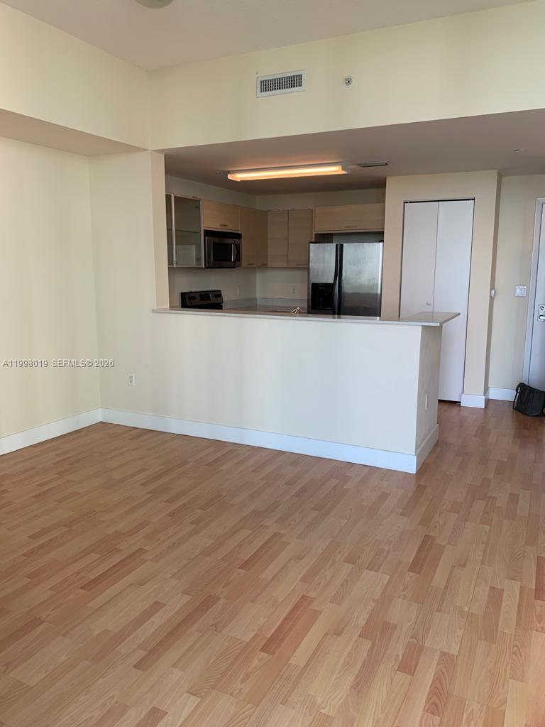 City 24 Condo - Residential Lease