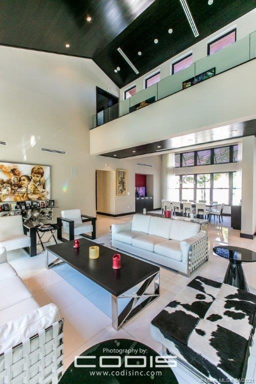 BAY POINT - Residential