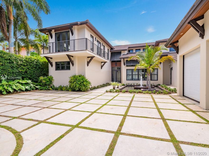 BACK AVAILABLE 3/6/2021!! Re-priced and ready to sell!! 2011 Constructed home just under 6,000 Square Feet with 85' of water frontage located on a private island in Bay Point Estates. Home was built ahead of its time with 25 Foot ceilings, infinity edge Pool/Jacuzzi overlooking the water, Crestron Camera/Audio system, Sub Zero and Miele appliances, Hydraulic Garage Doors including interior car lift allowing three cars to be parked in doors under air. Large Bedrooms throughout allowing this home to be suitable for just about anyone or family looking to enjoy the Miami Lifestyle in one of the most exclusive, secured and gated neighborhoods in the upper east side.