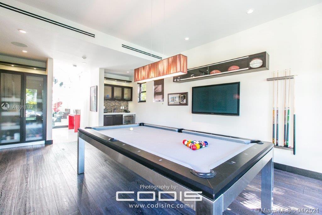 BAY POINT - Residential