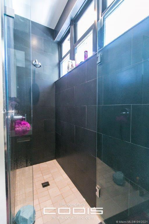 BAY POINT - Residential