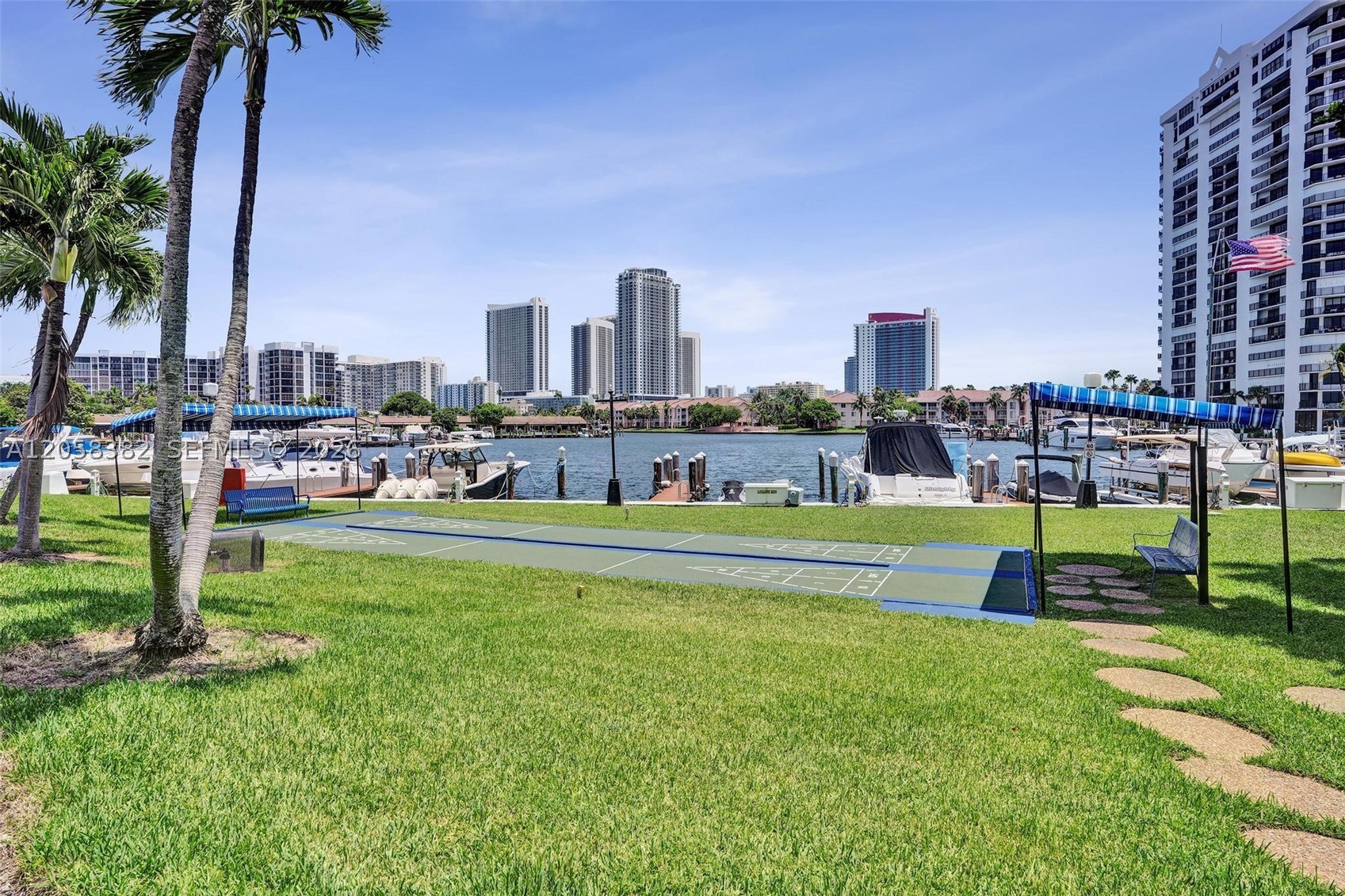 500 Three Islands Blvd 213
