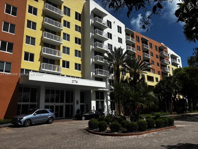 VENTURE AT AVENTURA WEST - Residential