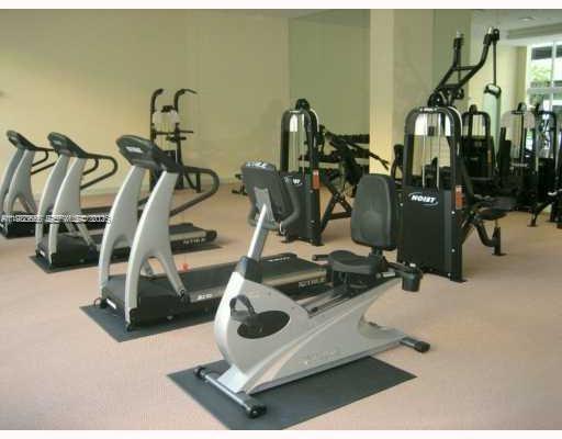 VENTURE AT AVENTURA WEST - Residential