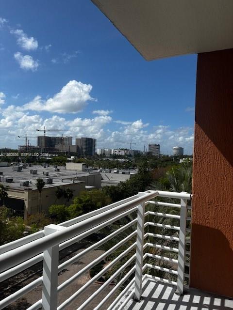 VENTURE AT AVENTURA WEST - Residential
