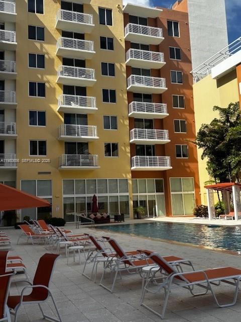 VENTURE AT AVENTURA WEST - Residential